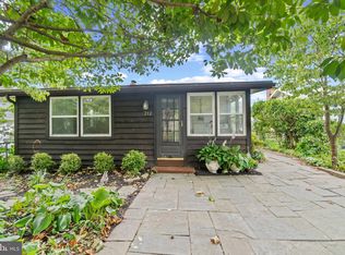 212 Orchard Rd, Riva, MD 21140