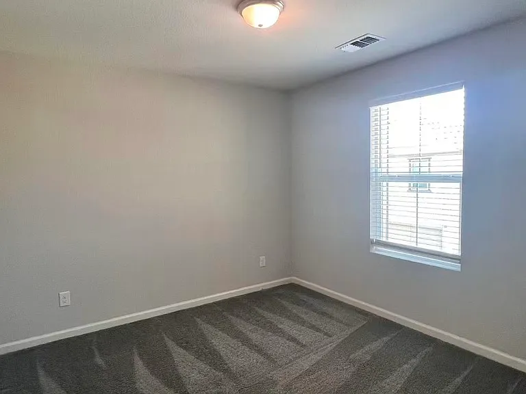 2727 Mabry Dr — Photo 17