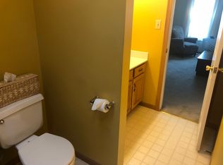 613 Meadowlark Rd, Lansing, KS 66043