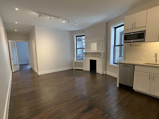 Rented by Tourma Realty LLC | media 35