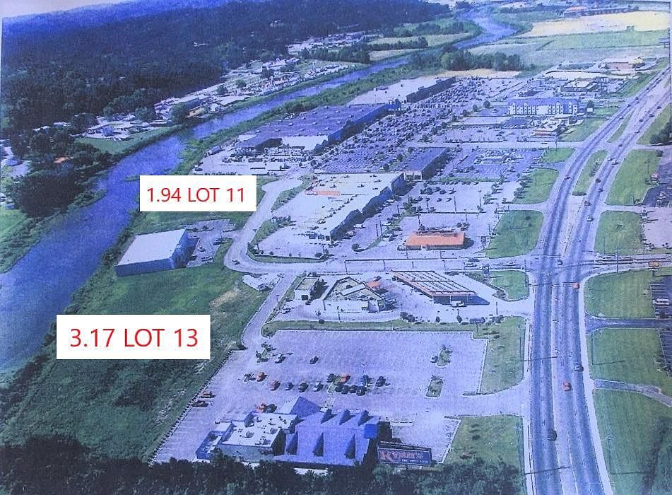 1st image of N River Blvd
