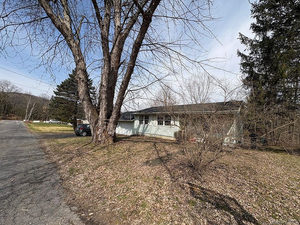 1st image of 10 Camp Avenue