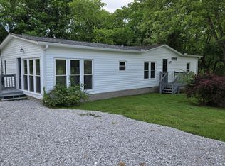 525 Corum Hill Rd, Castalian Springs, TN 37031