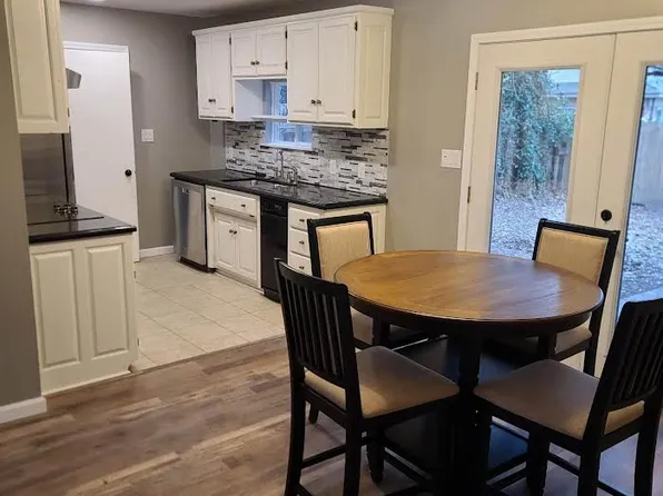 4300 Wynnewood Dr #2, Fort Smith, AR 72904