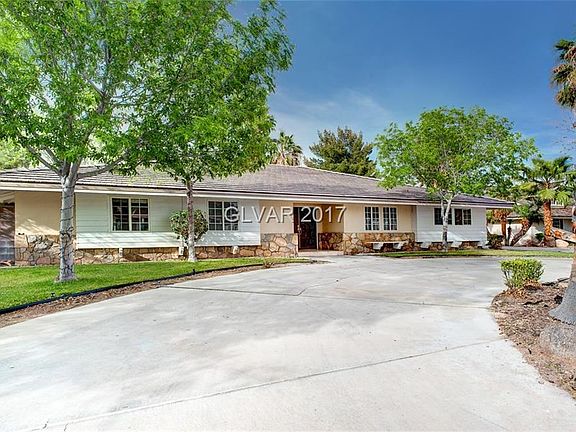 2nd image of 2400 Driftwood Dr