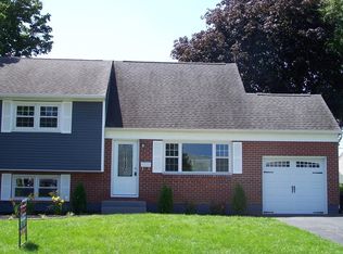 2614 Tennyson Ave, Sinking Spring, PA 19608