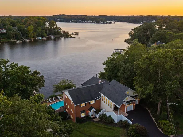 517 Bayberry Dr, Severna Park, MD 21146