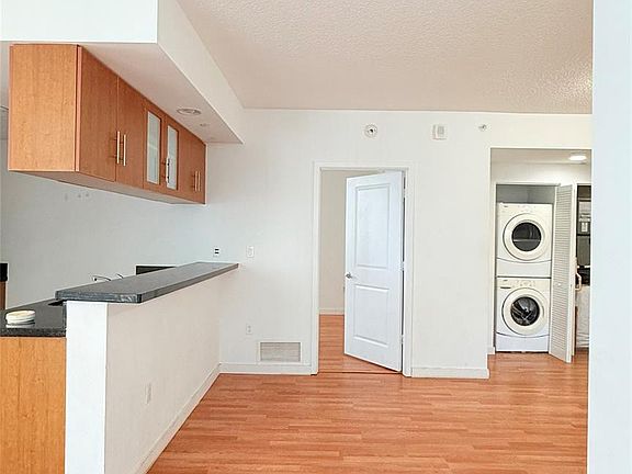 5th image of 601 NE 23rd Street #902