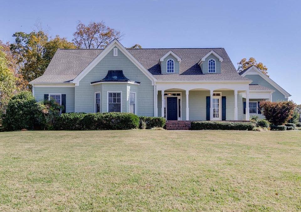 1st image of 428 Brown Dr