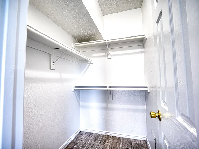1532 Tanglewood Dr — Photo 45