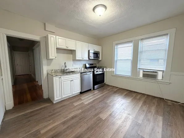 18 Perry St, Somerville, MA