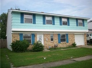 3518 E Louisiana State Dr, Kenner, LA 70065