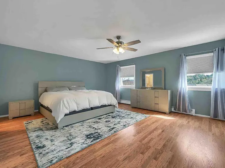 16 Fitzgerald Ct — Photo 6