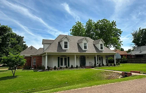 3510 Sara Woods Dr Photo 1
