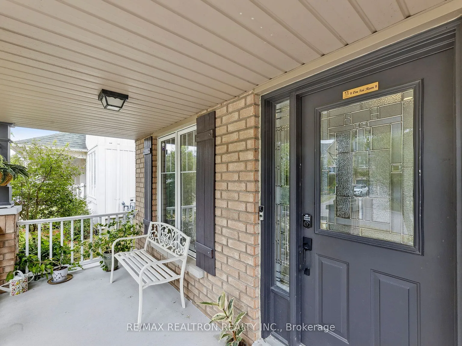 3 bed, $2,875 — Photo 2
