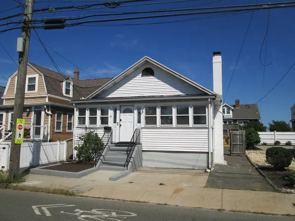 84 Tafts Ave, Winthrop, MA 02152