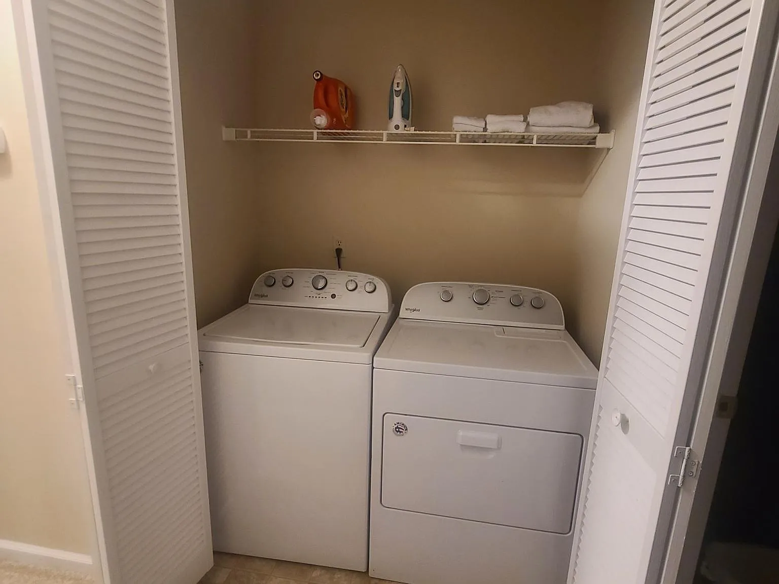 2 bed, 908 sqft, $1,050 — Photo 4
