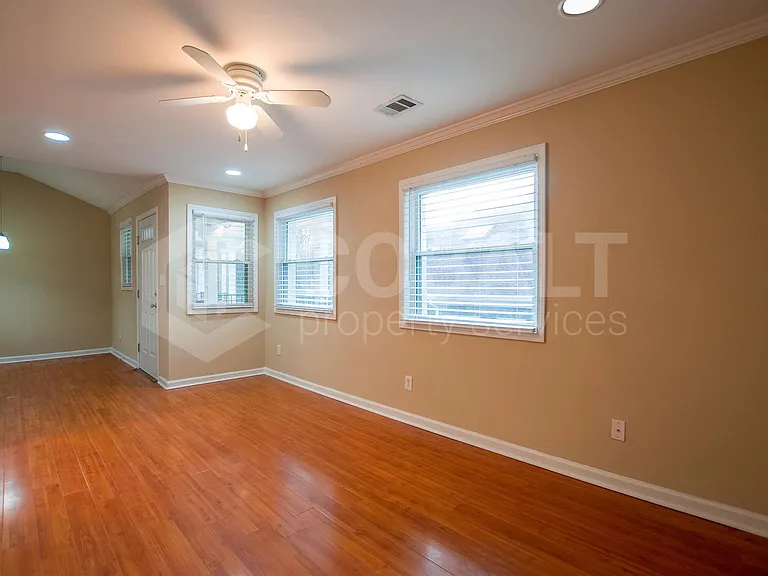780 Dixie Ave NE #3 — Photo 11
