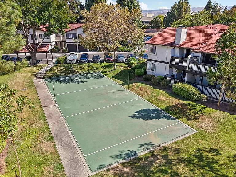 Ardenwood Forest Rental Condos — Photo 33
