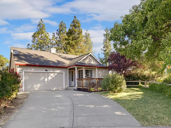 134 Birchwood Ct, Suisun City, CA 94585