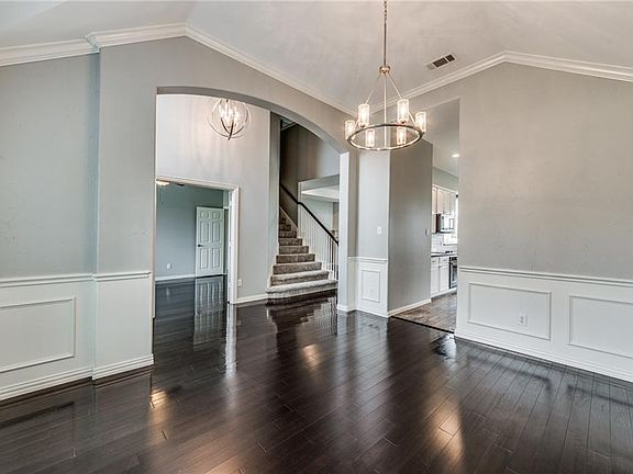 2nd image of 8831 Mattie Ln