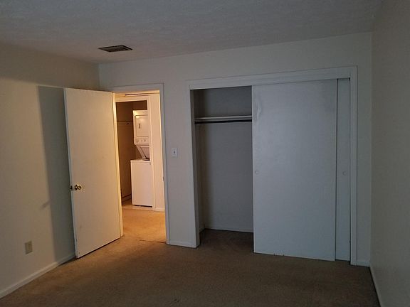 4th image of 200 S Ashland Ave APT 1