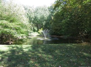 9 Longacre Ln, Old Lyme, CT 06371