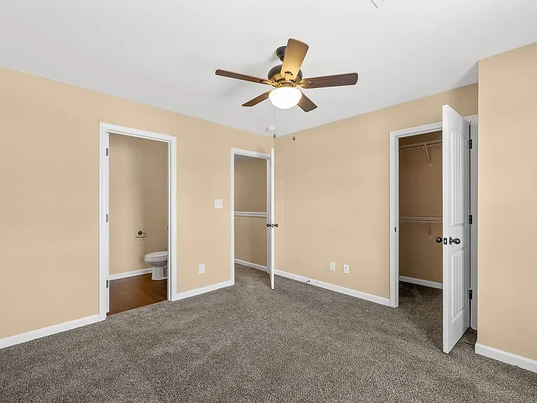 157 Center Pointe Dr — Photo 20