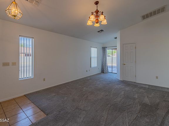 4th image of 8403 S Otis Dr