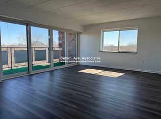 55 Hill Rd APT 201, Belmont, MA 02478