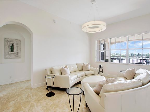 5th image of 13587 Treasure Cove Cir