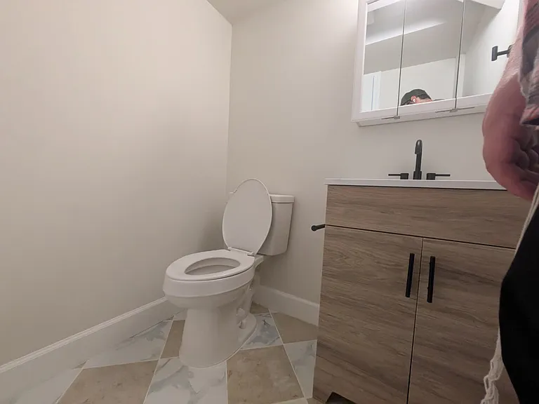 44 Warner St #B14 — Photo 11