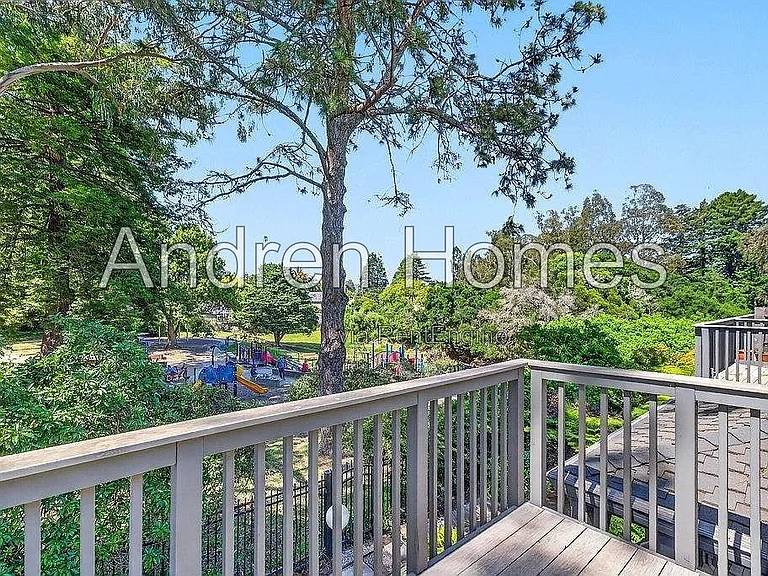 79 S Branciforte Ave — Photo 3