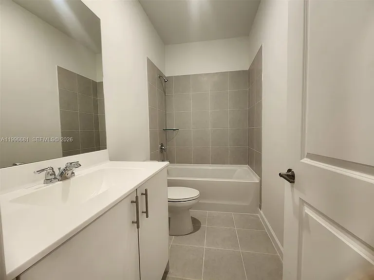 2429 SE 28th Dr #2429 — Photo 20