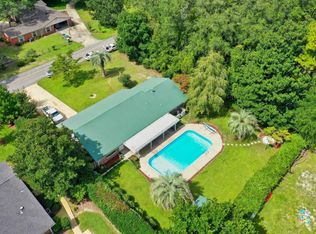 5 Walnut Ave, Shalimar, FL 32579