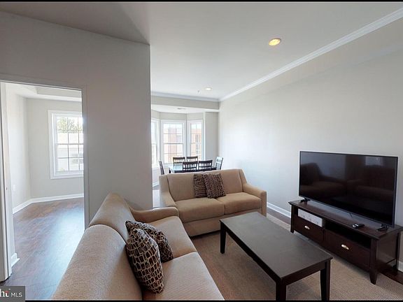 3rd image of 1245 18th St NE #2