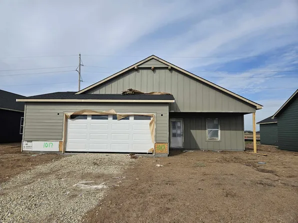 1017 N Forestview St, Wichita, KS 67235