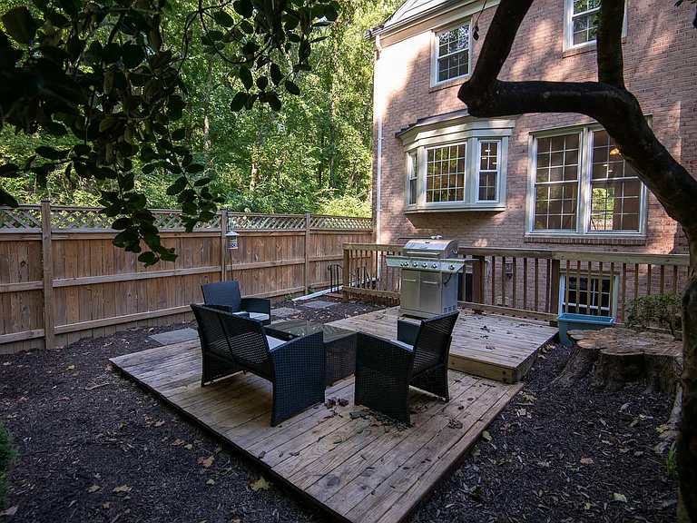 3202 Adams Ct — Photo 36