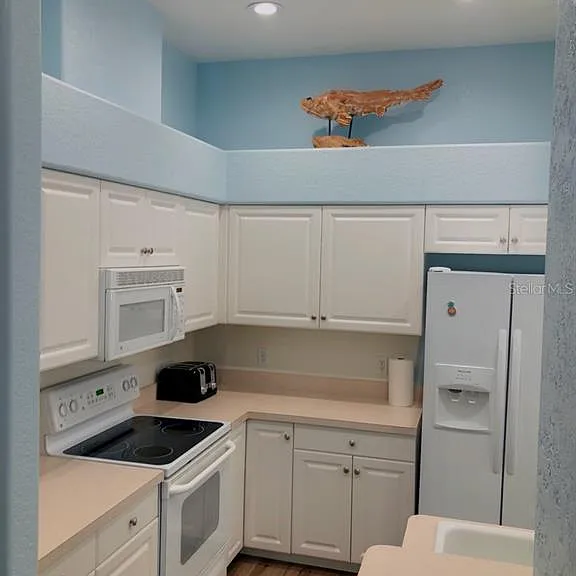 1211 Hot Springs Point — Photo 11