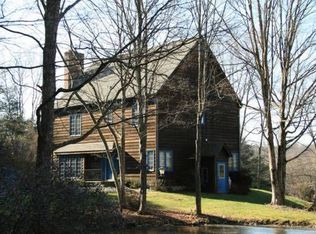 817 Centre Rd, Staatsburg, NY 12580