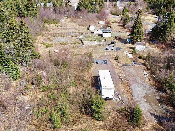 3rd image of 23 Big Pond Road