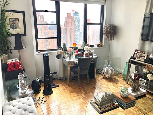 Rented by Highline Residential | media 6