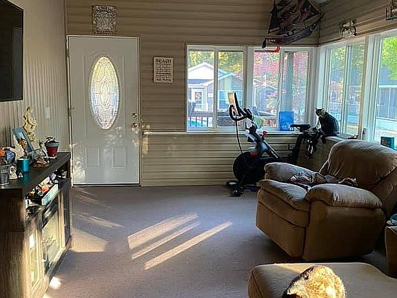 3rd image of 34896 Oak Dr