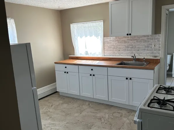 419 Pleasant St, Stoughton, MA 02072