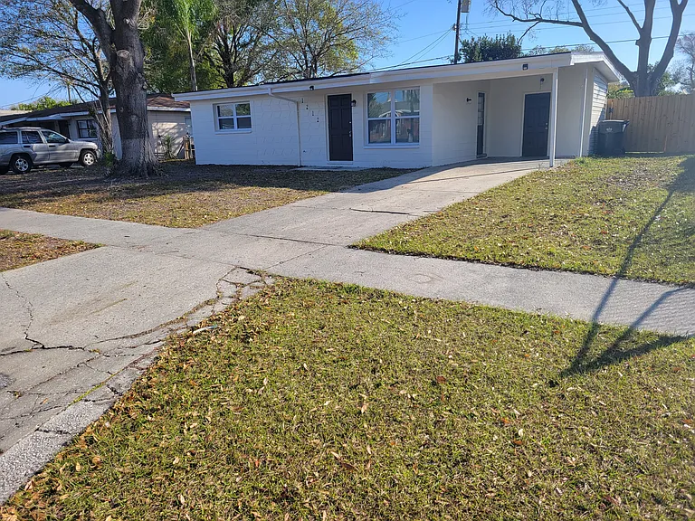1212 Windermere Way — Photo 16