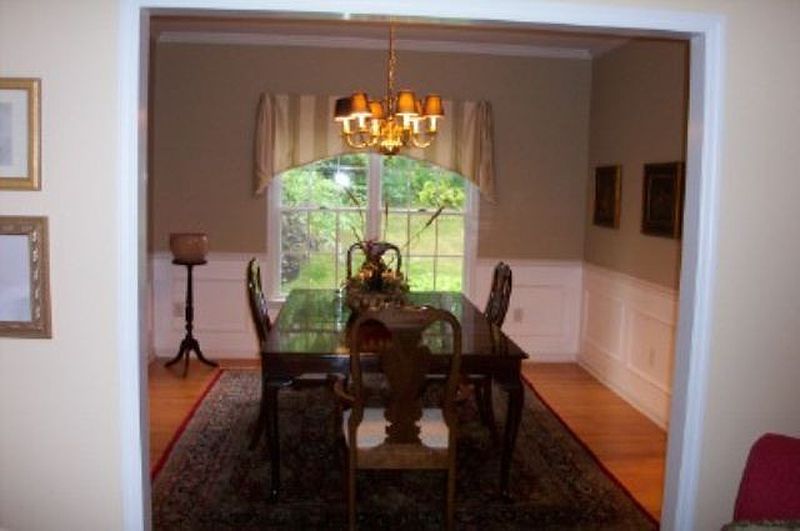 4th image of 73 GULLANE Drive