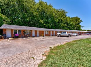 20370 W Lee Hwy, Philadelphia, TN 37846