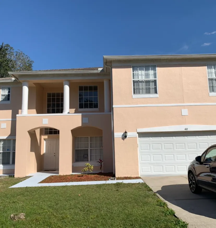 6 bed, $2,550 — Photo 1