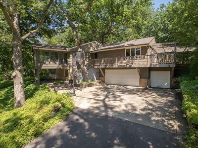 1120 Oakview Ln N, Plymouth, MN, 55441