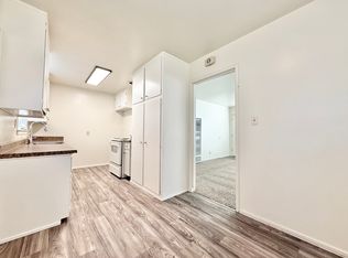 810 Ramona Ave, Modesto, CA 95350